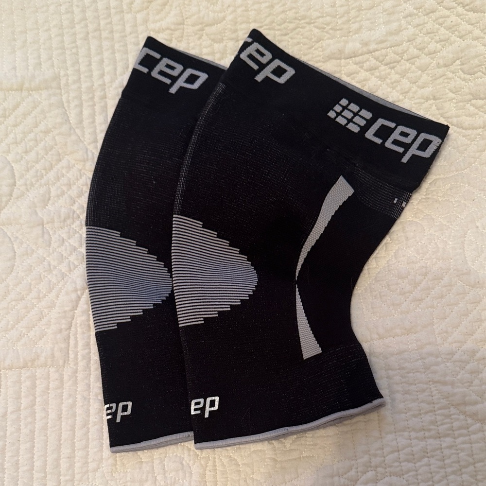 2 CEP Black Compression Socks